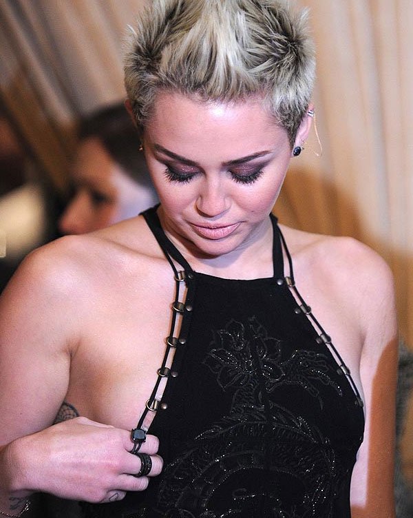 Miley Cyrus a 2013-as Grammy átadón